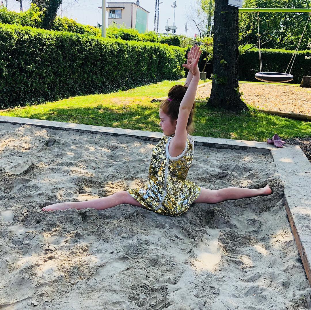 #spielplatz#spielen#turnen❤️#turnen#glitter