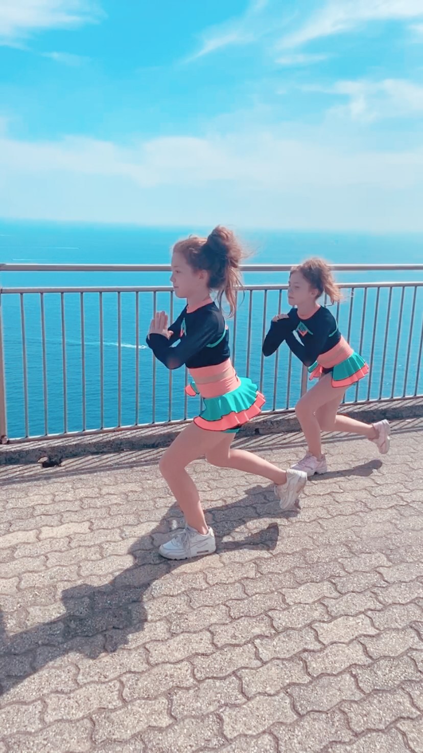 Ein kleiner workout und dann ab zum Strand 😁🐬☀️ Outfit @logosmilano  #logosmilano #logosmilanoambass