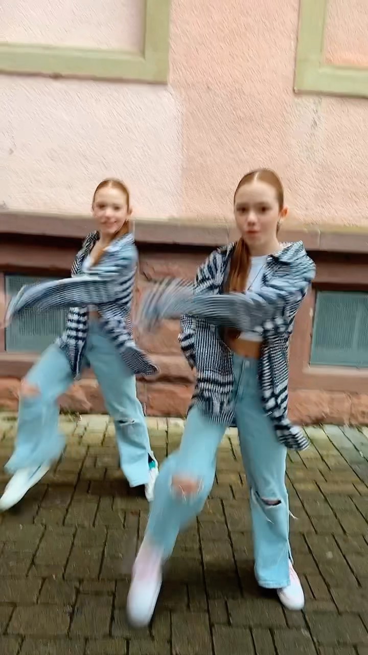 Do you like dances as much as we do ?🥰🥰

#dance #dancereels #instagramreels #trending