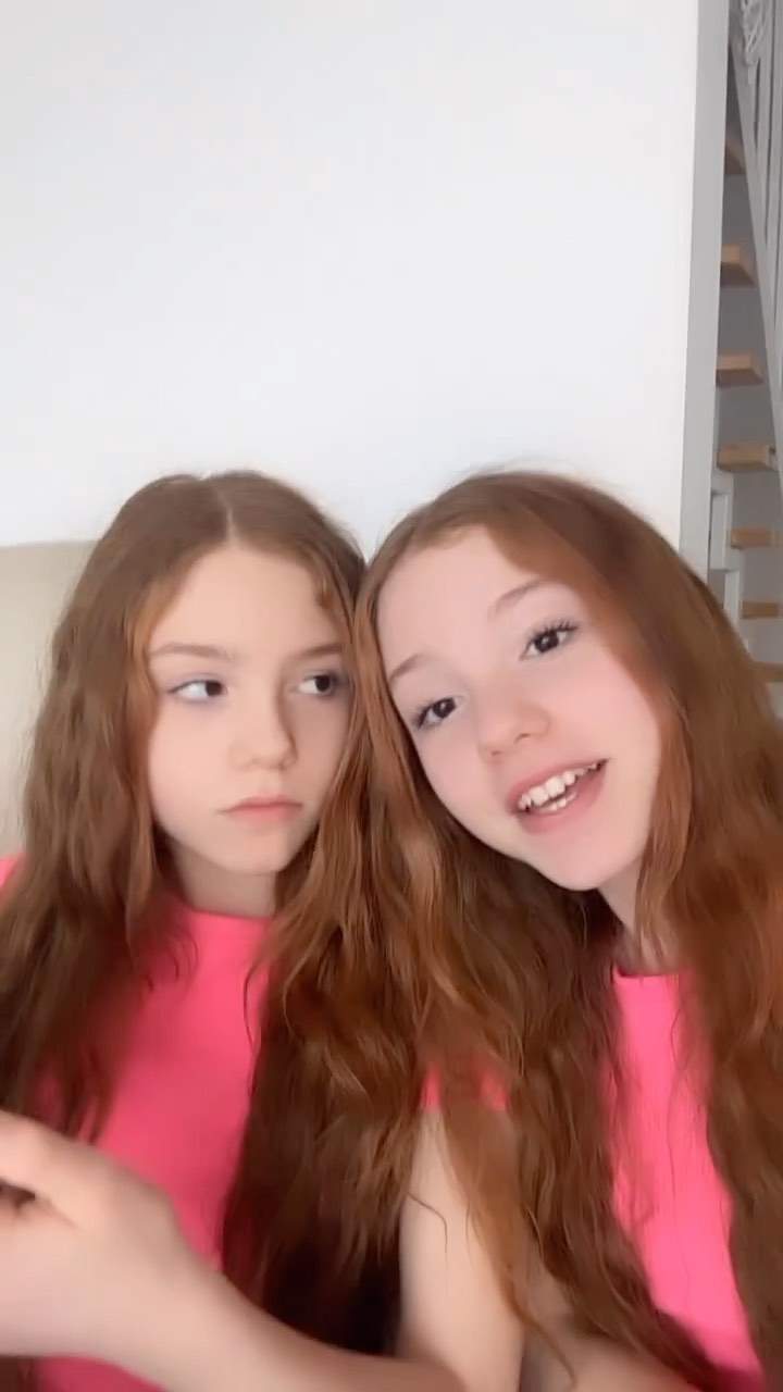 Naja 🫤 hab mich wohl selbst beleidigt 😅

#twins #funnyvideos #comedy #gingerhair #beautiful