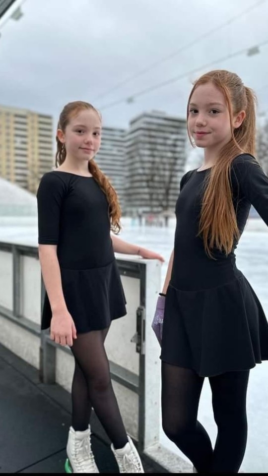 @twins_on_ice 🇩🇪. The biggest Skater Account in Western Europe 🖤🤍.
#twins #dance #dancereel #meme
#i