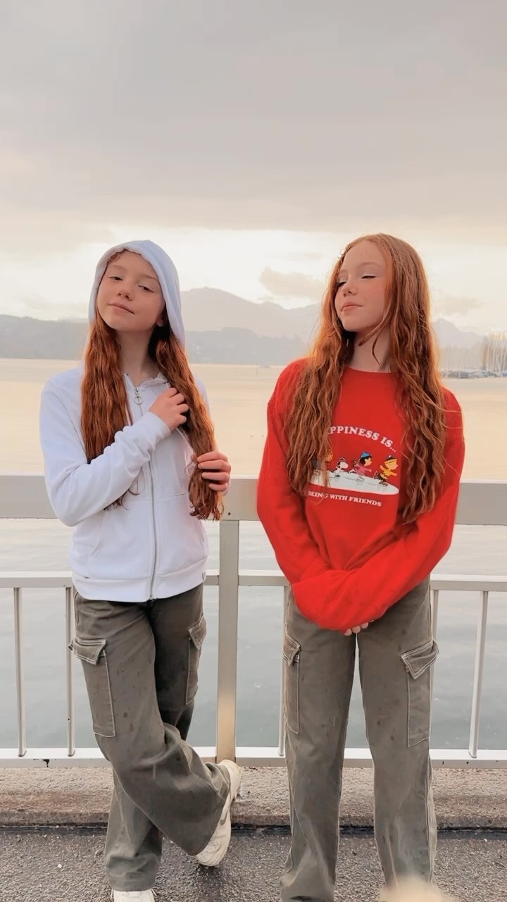 Guten Morgen 😁😁

Dieser Trend 😅

#trendingreels #trending #twins #moulage