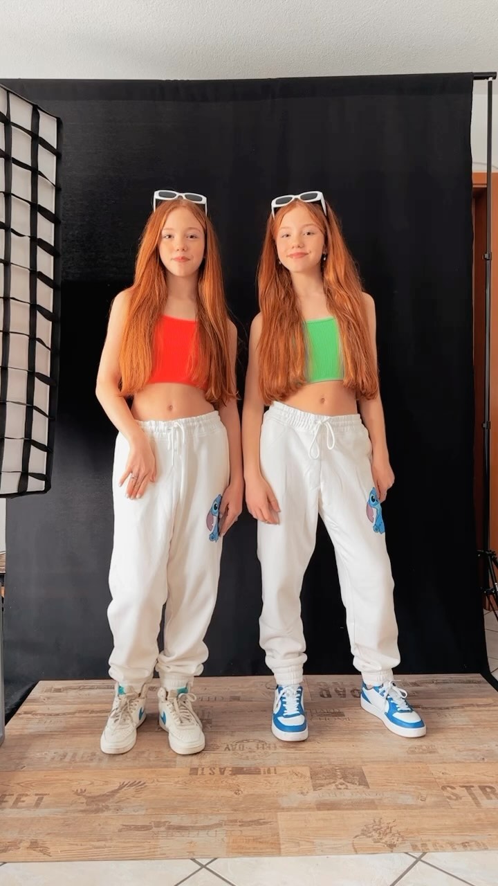 have a nice weekend ☀️

#dance #dancetrends #twins #shoting #fotoshooting