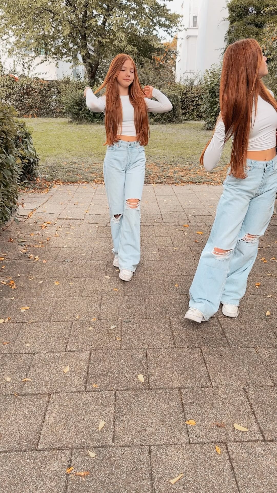 Diesen Trend mal anders 😅 
Guten Morgen 🌎 

#dancetrend #dancechallenge #dancing #twinsisters