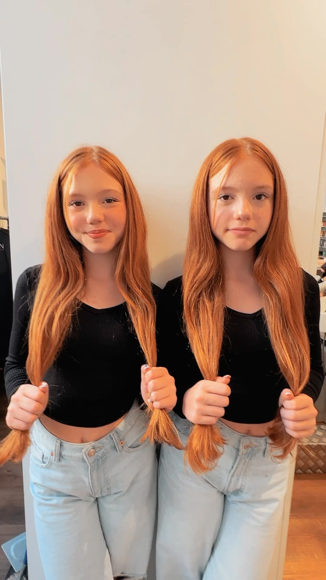 Es war mal wieder Zeit 🙈
Welche Länge gefällt dir besser? 

#transformation #hairtransformation #gin