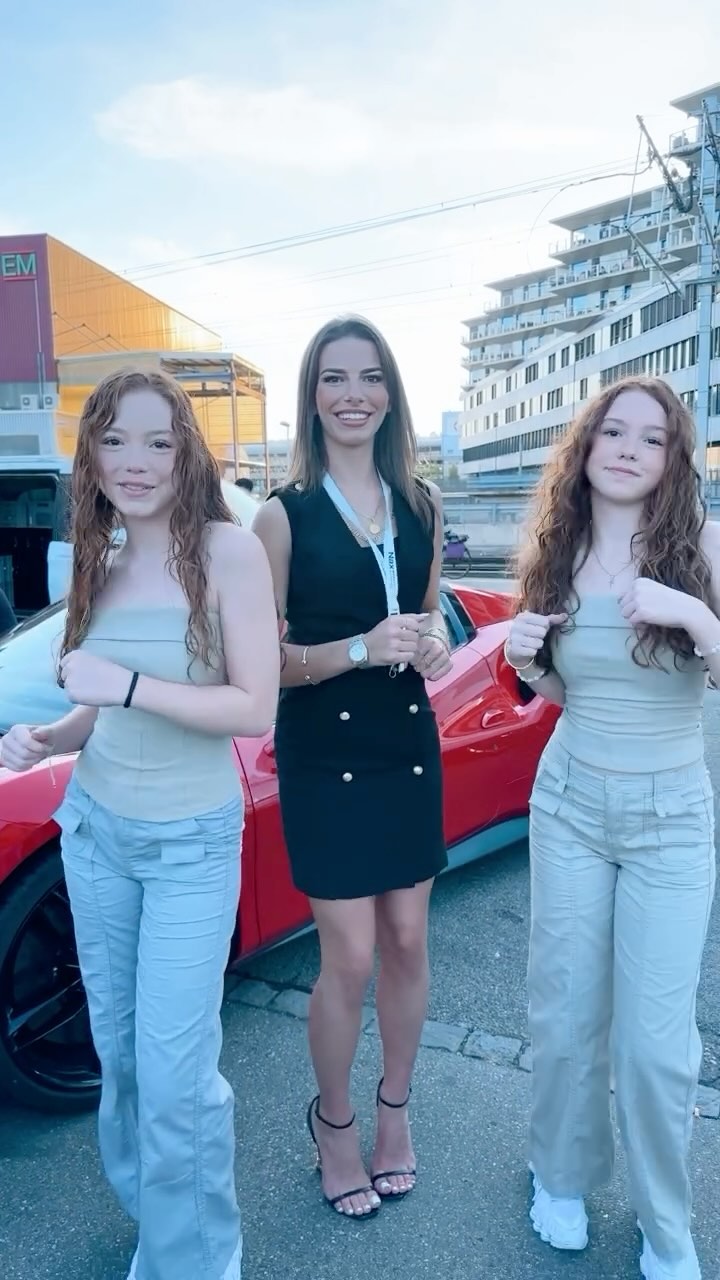 Was ist euer Lieblings Auto???⬇️

#car #ferarri #fun #fypシ #trendingreels #dance #beautiful #viral #
