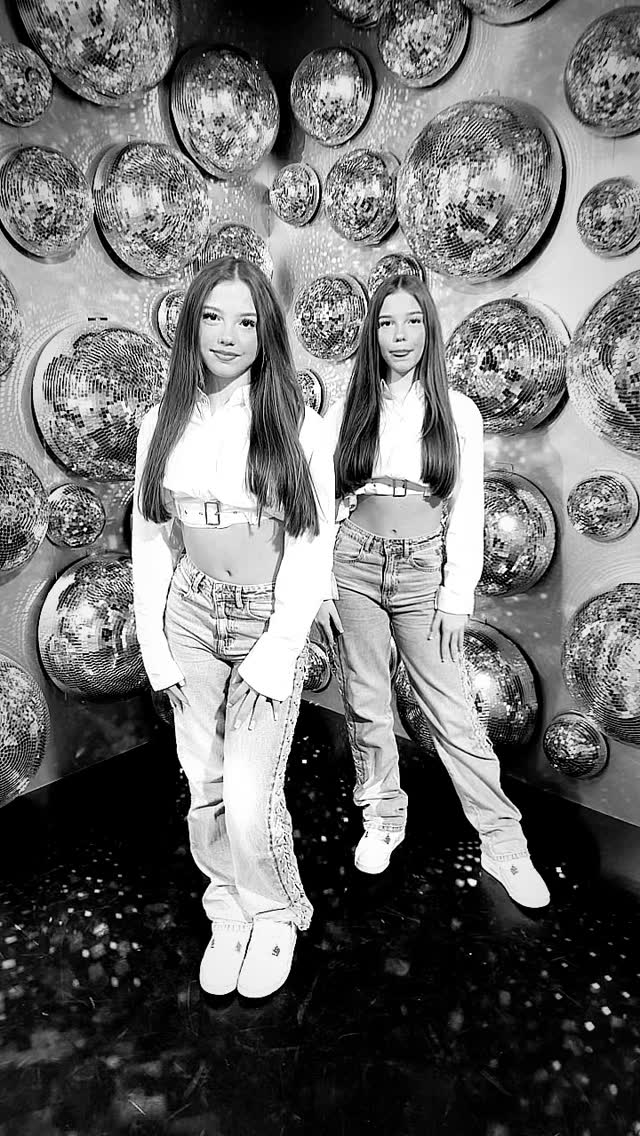 #dance 
#twins 
#trendingreels 
#beautiful 
#lovetodance 
#reels