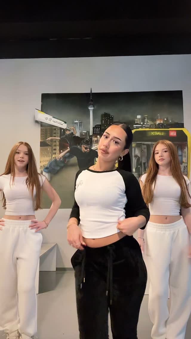 🫶🏻

#twins #dance #brasil #beautiful #trendingreels #trend #fyp #longhair