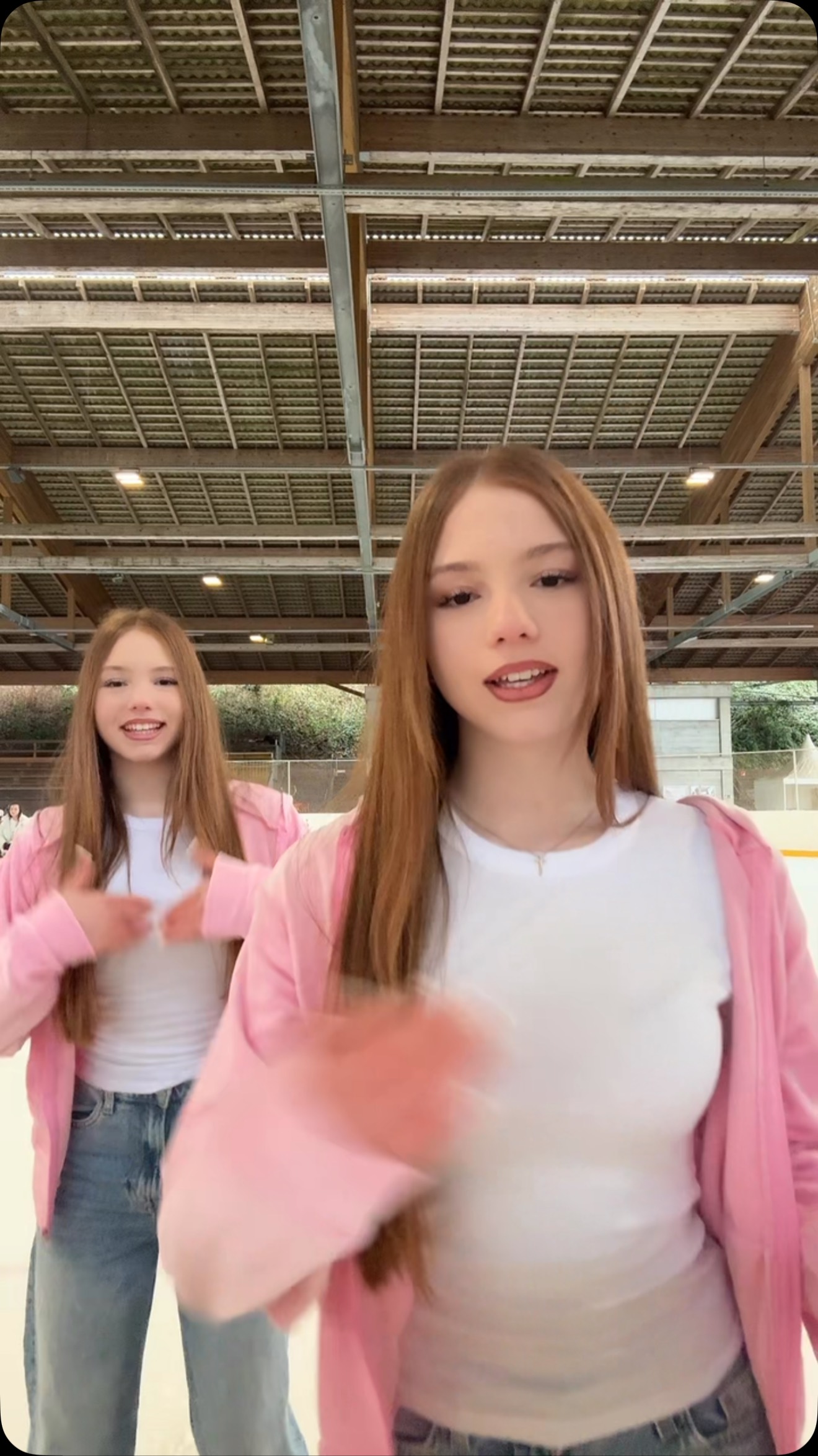 🫶🏻

#dance #trendingreels #fun #beautiful #viral #twins