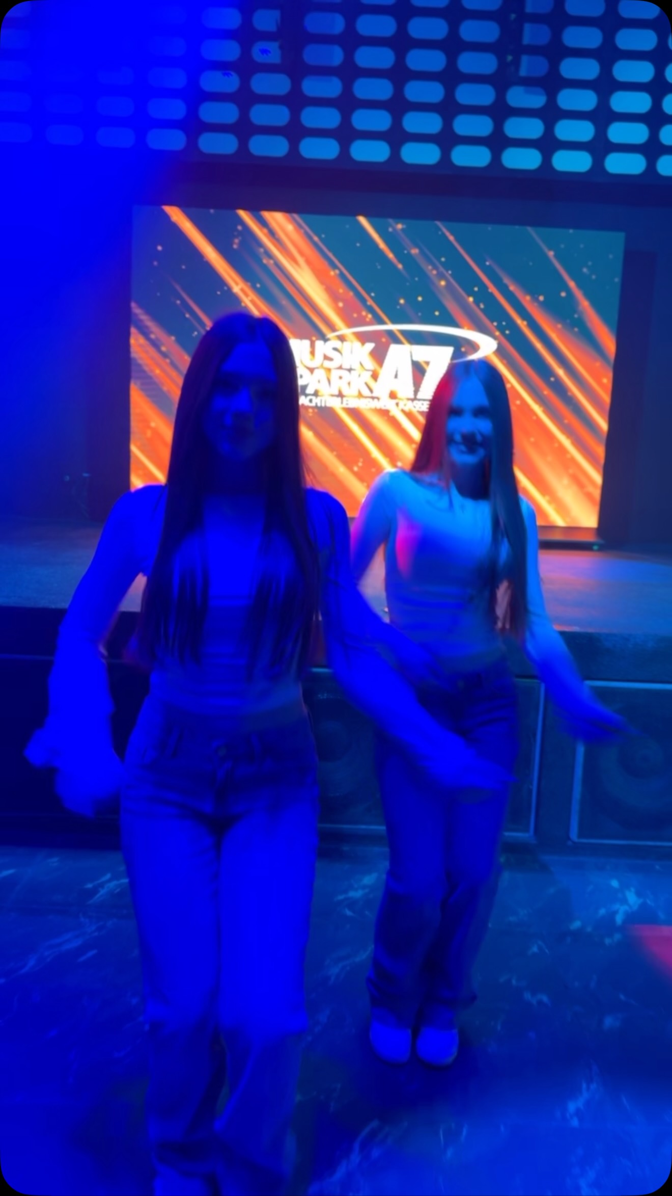 🫶🏻

#twins #fun #fypシ #trend #viral #fypシ #funny #dance #loveit #beautiful