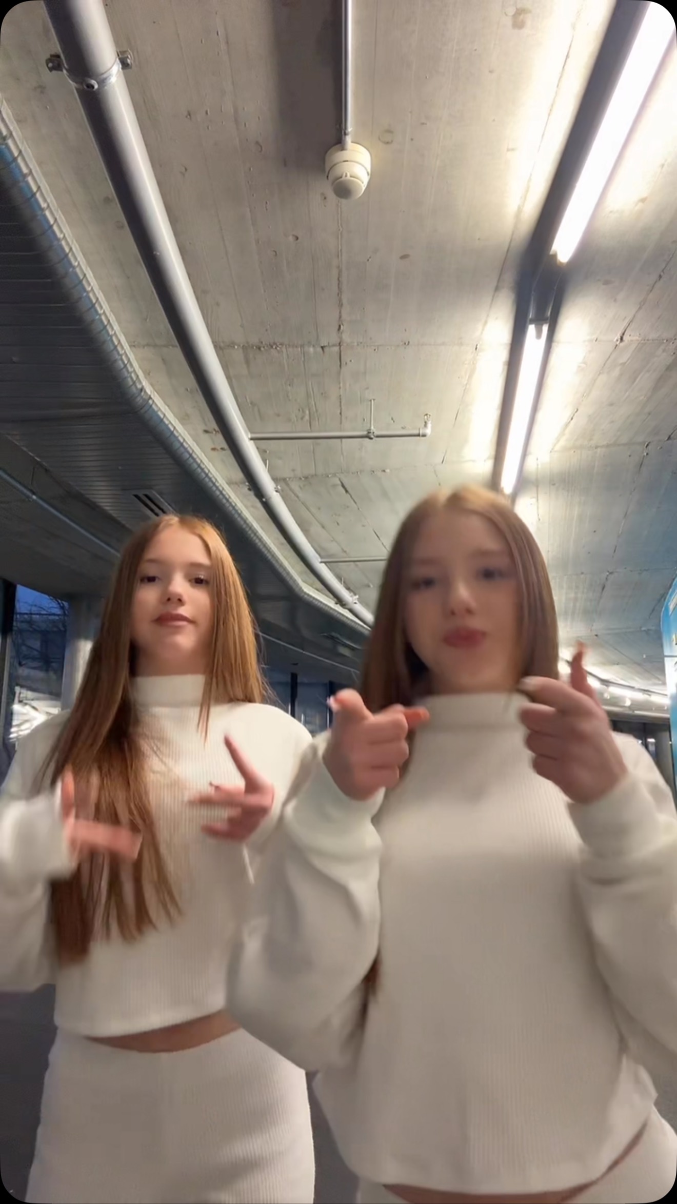🤍🤍

#longhair #gingerhair #🤍 #trendingreels #beautiful #trend #oldtrend