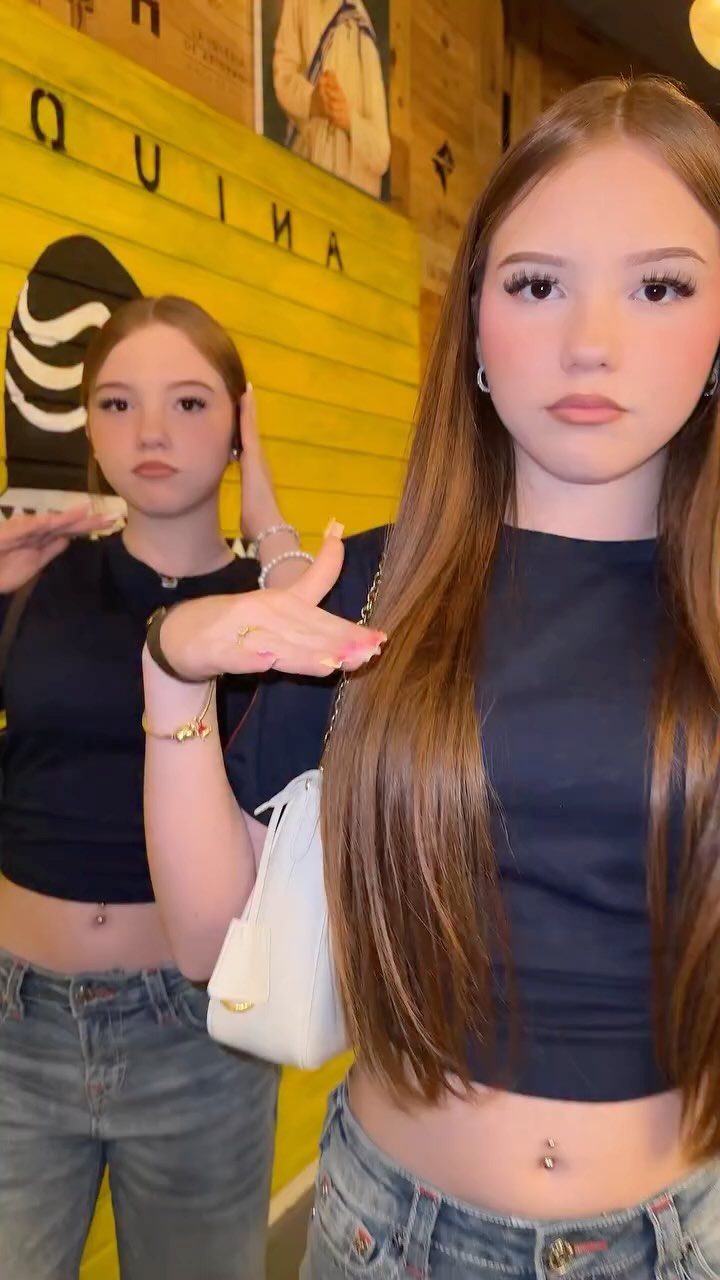 🫶🏻🌮 @esquinalorrach 

#twins #fun #trendingreels #beautiful #dance #trend #fyp