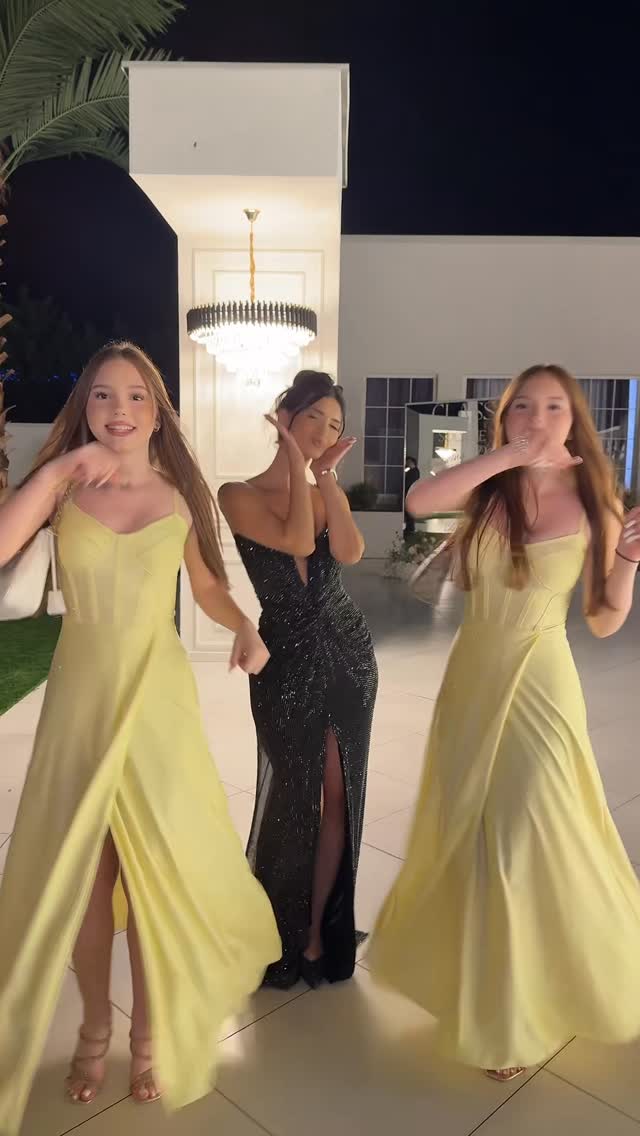 💛🖤💛 

#oldvideo #trend #fun #dance #beauty #beautifull #trendy