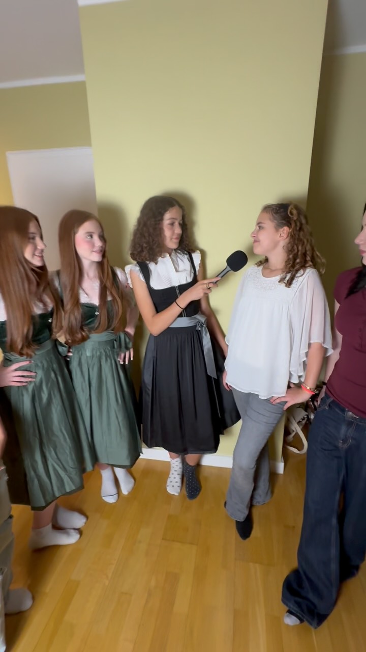 @twins_on_ice in @spieth_wensky aka #annaundelsa #disney @malya.thevoicekids @fridatune @zoeyhope.of