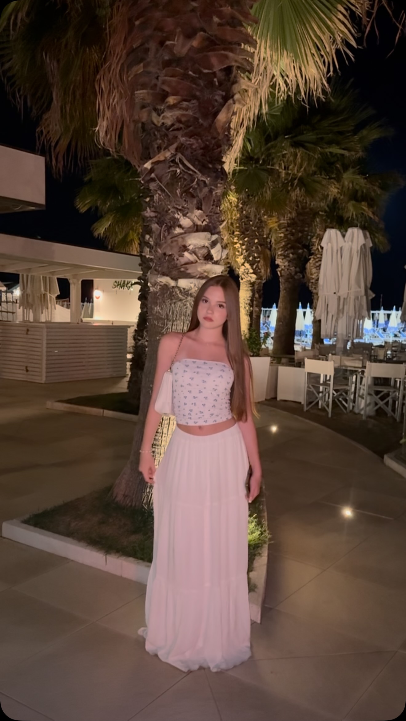 Wieder in Deutschland 😕
Welches Outfit gefällt euch am besten?

#outfit #fun #trendingreels #beautif