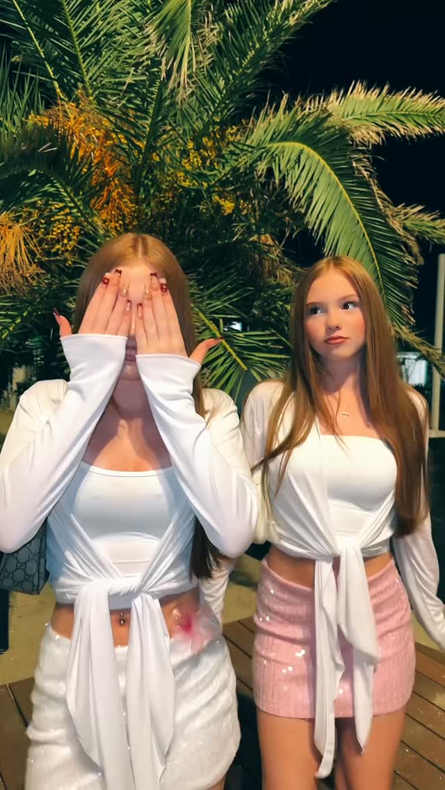 🌴🌴

#twins #fun #trendingreels #beautiful #trend #dance #viral #holiday