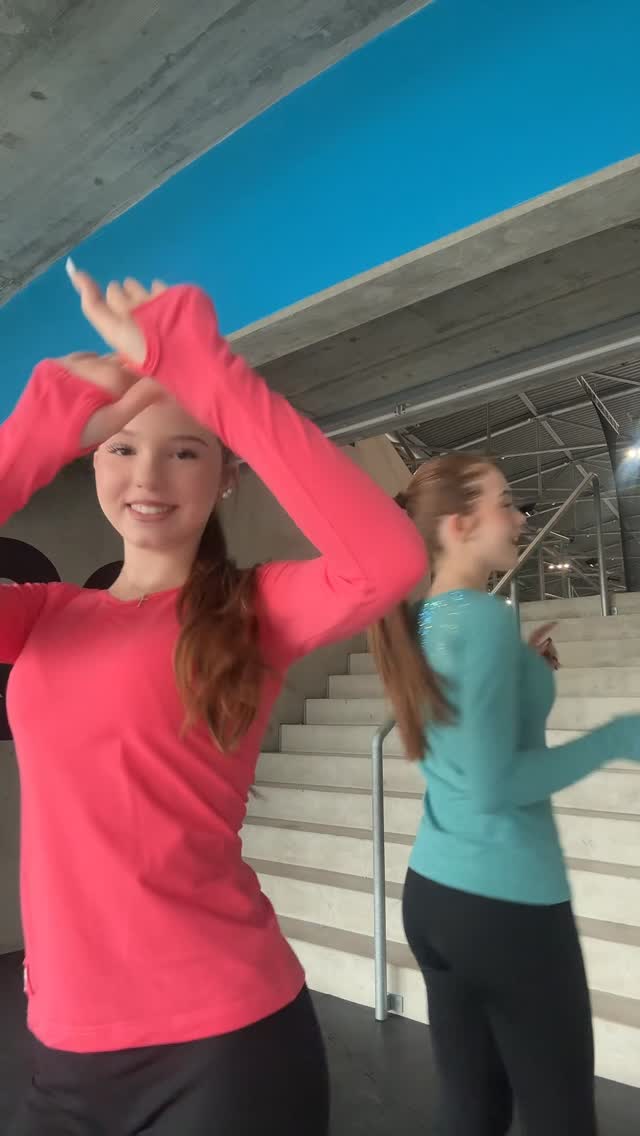 🫶🏻

#figurskating #twins #edea #trend #dance #fypシ #tranding