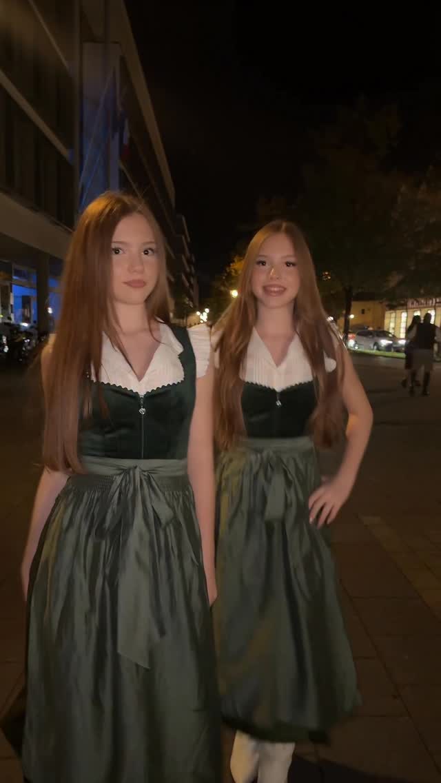 🫶🏻

#twins #fun #trendingreels #beautiful #trend #münchen #oktoberfest🍻 #dirndl