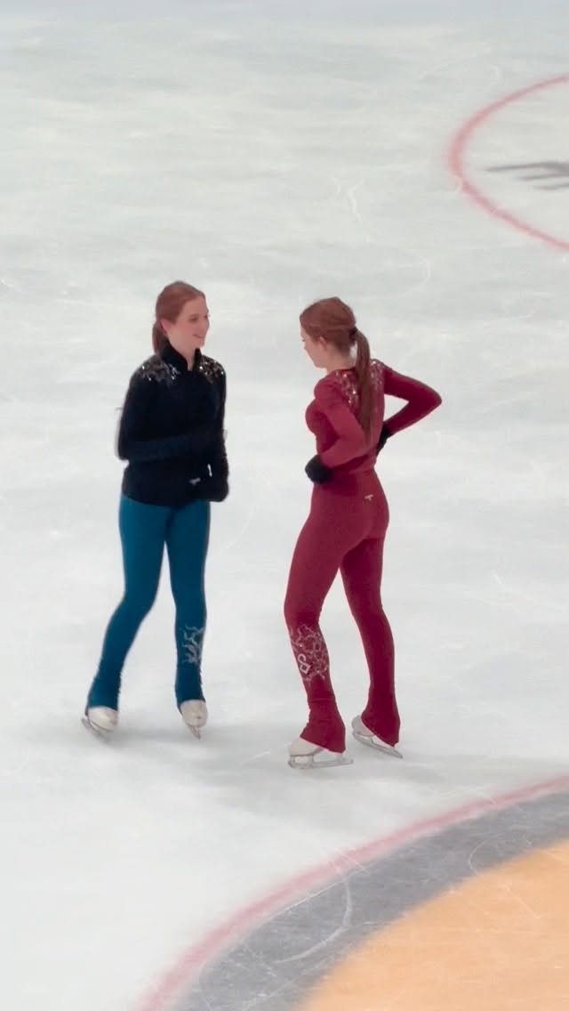 ⛸️👩🏻‍🦰👩🏻‍🦰⛸️

#twins #bestie #fun #training #dance #iceskater #figurskating #beautiful
