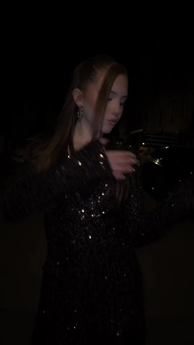 ✨

#twins #fun #trendingreels #beautiful #dance #trend #viral