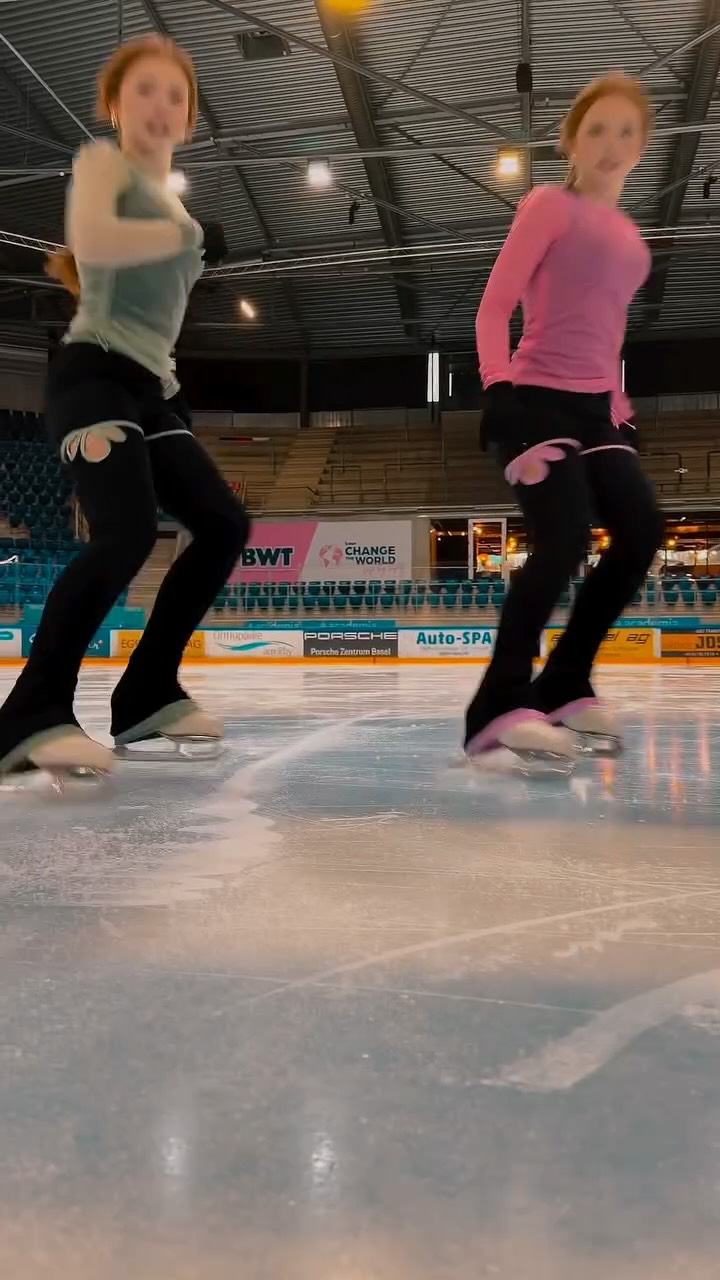 Volle Action auf der Eisfläche mit @twins_on_ice ⛸️🔥
Wir findet ihr den Stopp am Ende? 🤪

#twinsonic