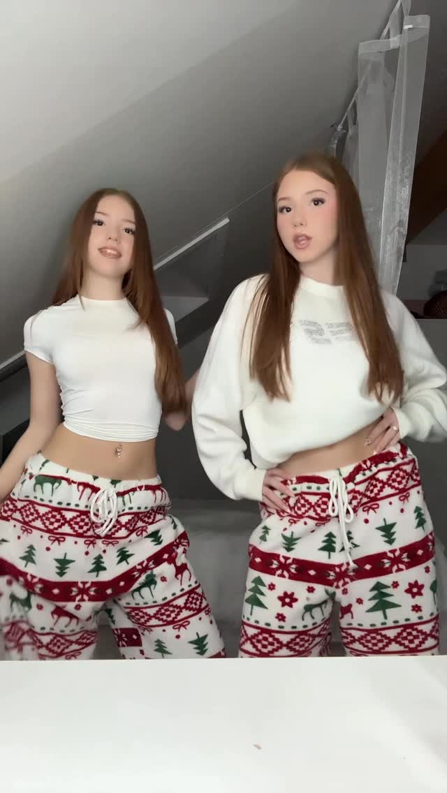 🎅🏻🎅🏻

#trend #twins #fypシ #viral #dance