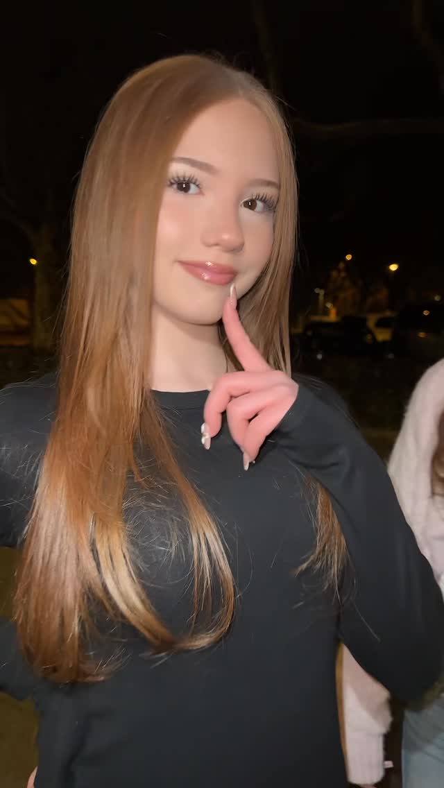 Um 18 Uhr ist das neue YouTube Video online 🎀

#twins #trendingreels #dance #beautiful #viral