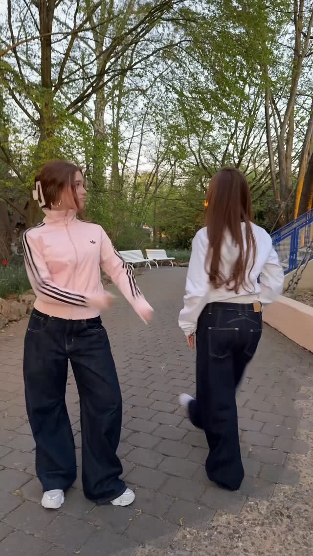 🫶🏻

#twins #trendingreels #fun #dance #fypシ
