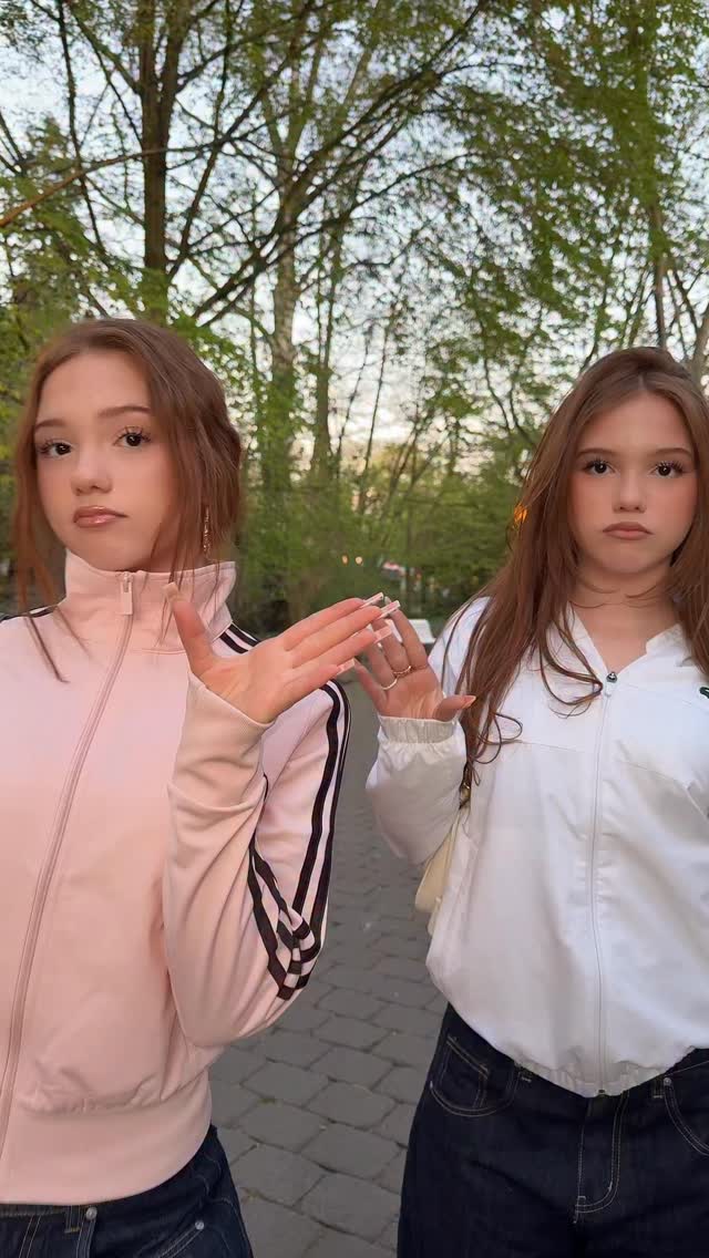 🫶🏻

#twins #trendingreels #fun #dance #beautiful