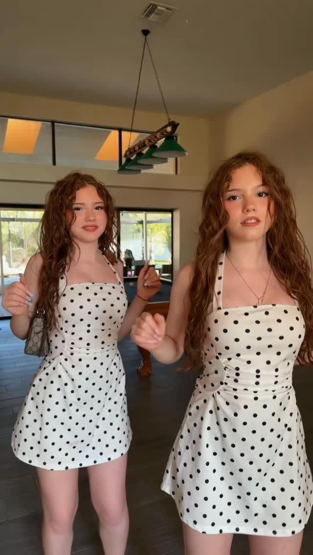 👀

#twins #beautiful #fypシ #trend #viral