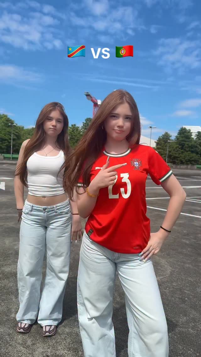 Wer gewinnt 🇵🇹oder🇨🇩⬇️

#twins #trendingreels #beautiful #fypシ #soccer