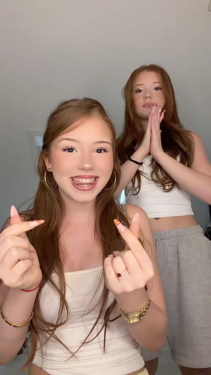Können wir so gehen? 

#twins #fun #funny #fail #abschlussfeier