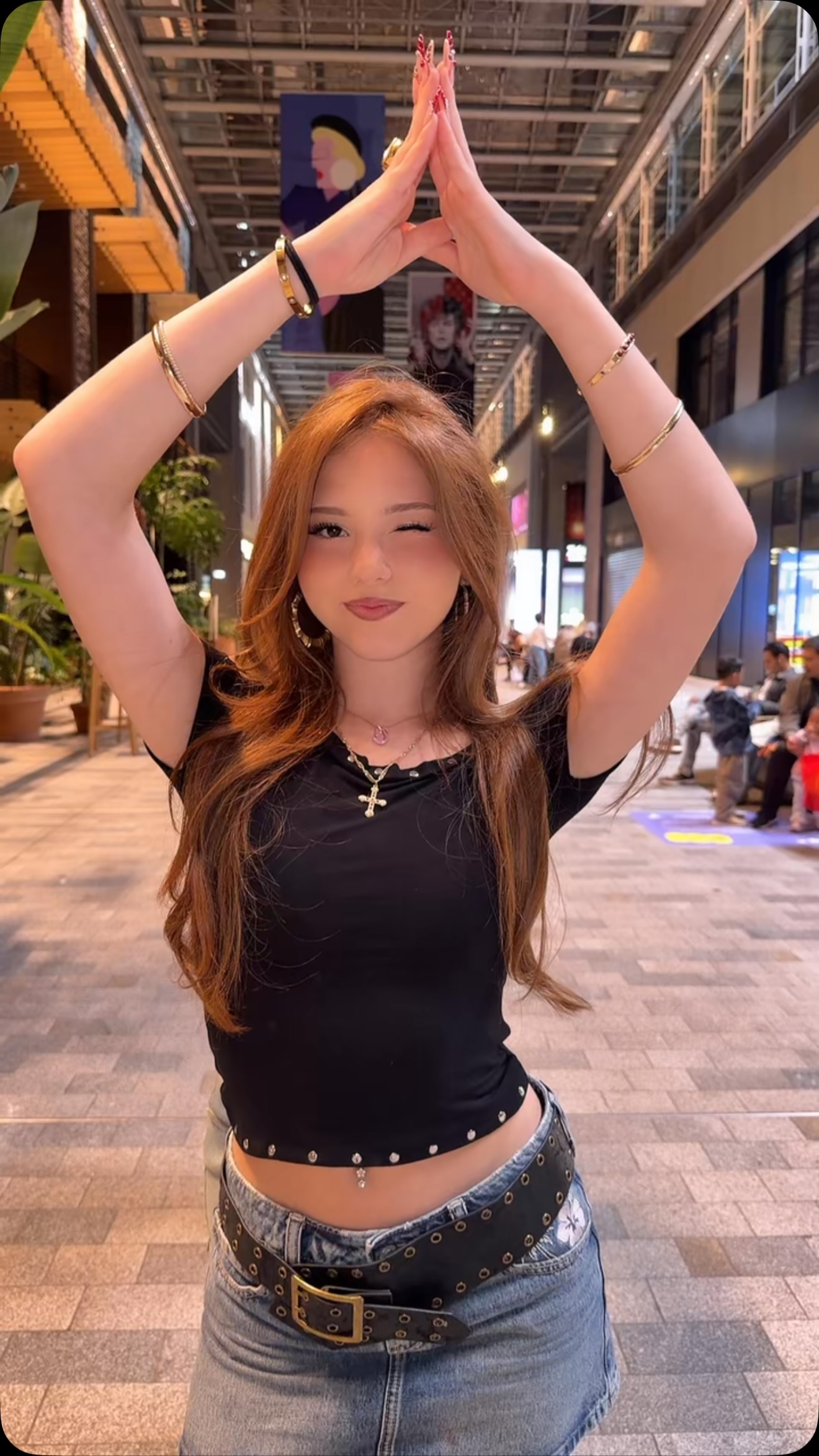Abrakadabra 🪄

#twins #trendingreels #dance #beautiful #fypシ